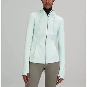 Lululemon like new size 2 define jacket